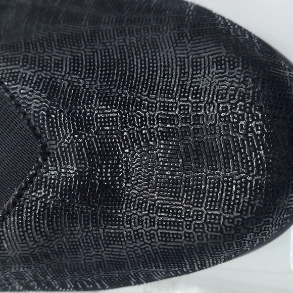 VANELi Women's Candee Flat Comfort Black Slip On Women's Size 8.5W - Picture 9 of 9